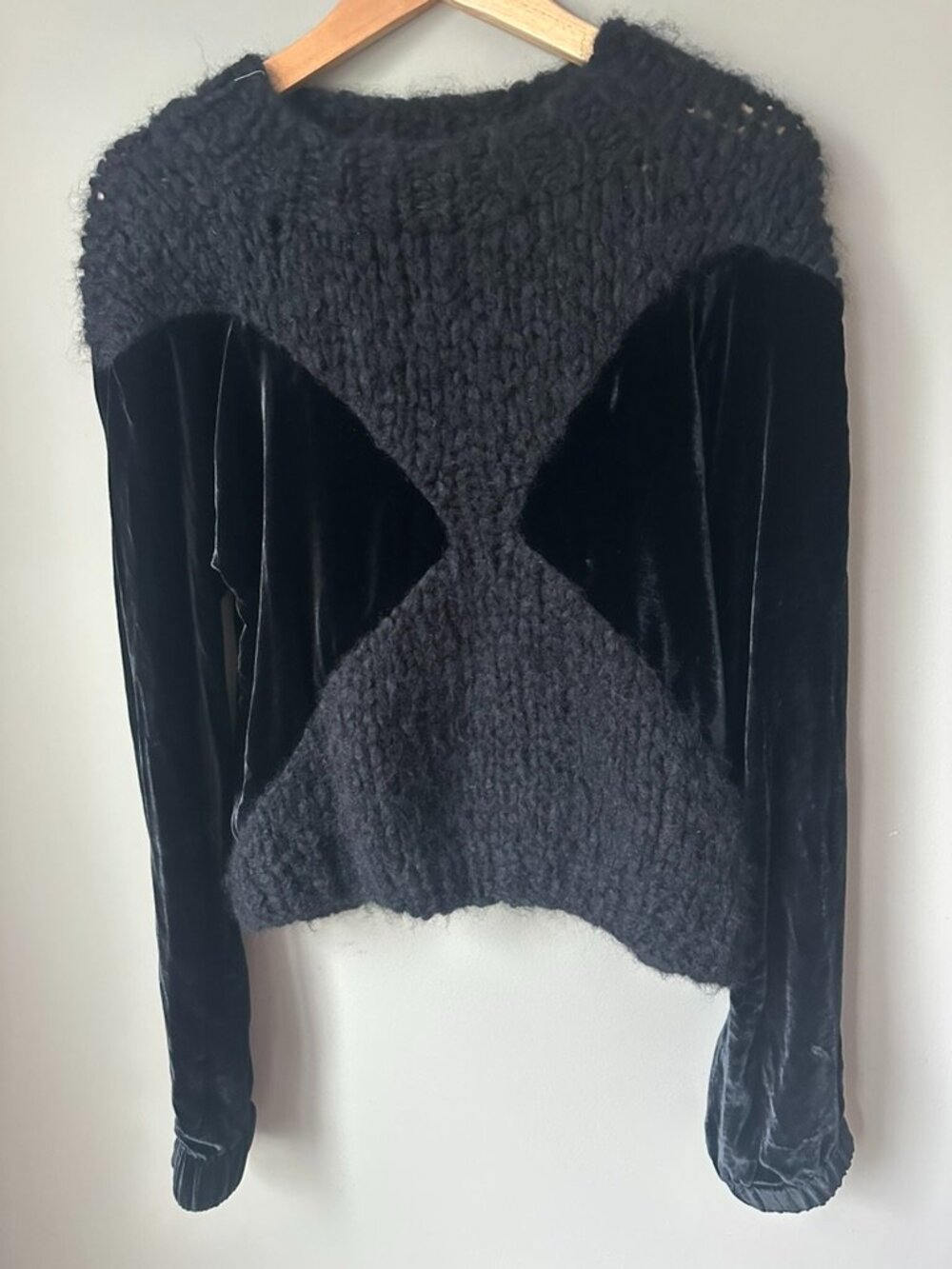 Gudrun & Gudrun Olympia Velvet Handknit sweater small 100% Alpaca with Velvet